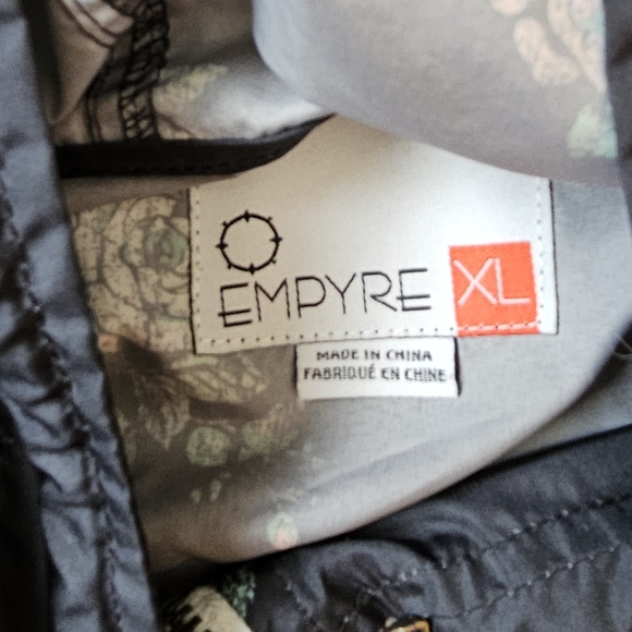 Light Spring Jacket - Picture 2 of 2